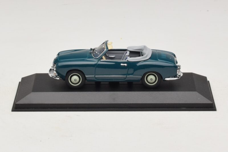 Volkswagen Karmann Ghia Cabriolet Blu Scuro Minichamps 1:43 GHIA001 Pressofusione