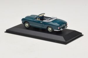 Volkswagen Karmann Ghia Cabriolet Blu Scuro Minichamps 1:43 GHIA001 Pressofusione — immagine 3 di 5