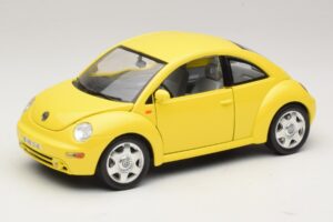 Volkswagen New Beetle A4 Giallo Bburago 1:18 3302 Pressofusione