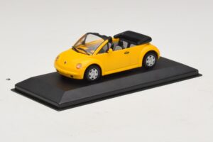 Volkswagen New Beetle Cabriolet Giallo Minichamps 1:43 BEETLE002 Pressofusione — immagine 2 di 5