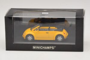 Volkswagen New Beetle Cabriolet Giallo Minichamps 1:43 BEETLE002 Pressofusione — immagine 5 di 5