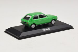 Volkswagen Polo Mk1 Verde Maxichamps 1:43 940050501 Pressofusione — immagine 2 di 5