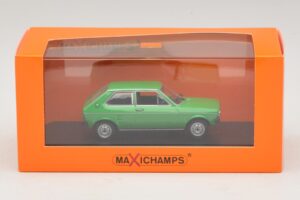 Volkswagen Polo Mk1 Verde Maxichamps 1:43 940050501 Pressofusione — immagine 5 di 5