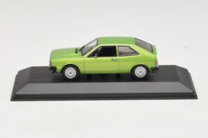 Volkswagen Scirocco Mk1 Verde Metallizzato Scatola di Ricambio Maxichamps 1:43 940050420-R1 Pressofusione