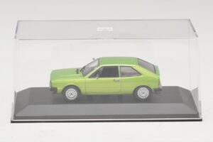 Volkswagen Scirocco Mk1 Verde Metallizzato Scatola di Ricambio Maxichamps 1:43 940050420-R1 Pressofusione — immagine 4 di 5