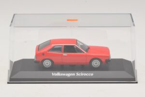 Volkswagen Scirocco Mk1 Rosso Maxichamps 1:43 940050422 Pressofusione — immagine 4 di 5