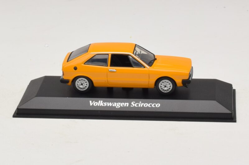 Volkswagen Scirocco Mk1 Giallo Maxichamps 1:43 940050424 Pressofusione