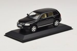 Volkswagen Touareg 7L Nero Minichamps 1:43 TOUAREG002 Pressofusione — immagine 2 di 5