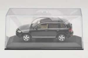 Volkswagen Touareg 7L Nero Minichamps 1:43 TOUAREG002 Pressofusione — immagine 4 di 5