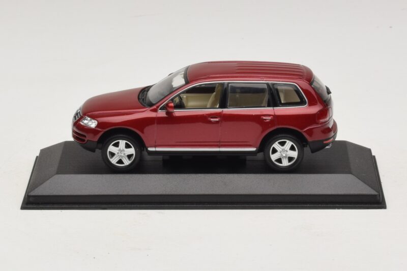 Volkswagen Touareg 7L Rosso Minichamps 1:43 TOUAREG003 Pressofusione