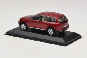 Volkswagen Touareg 7L Rosso Minichamps 1:43 TOUAREG003 Pressofusione — immagine 3 di 5
