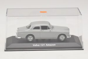 Volvo 121 Amazon Grigio Maxichamps 1:43 940171000 Pressofusione — immagine 4 di 5