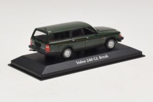 Volvo 240 GL Station Wagon Verde Scuro Maxichamps 1:43 940171411 Pressofusione — immagine 2 di 5