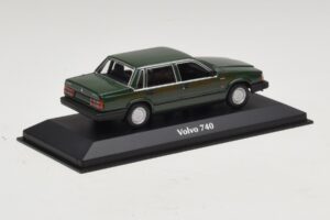 Volvo 740 Verde Scuro Maxichamps 1:43 940171700 Pressofusione — immagine 2 di 5