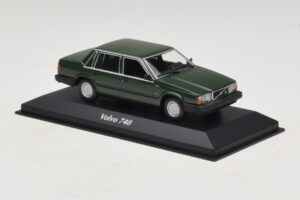 Volvo 740 Verde Scuro Maxichamps 1:43 940171700 Pressofusione — immagine 3 di 5